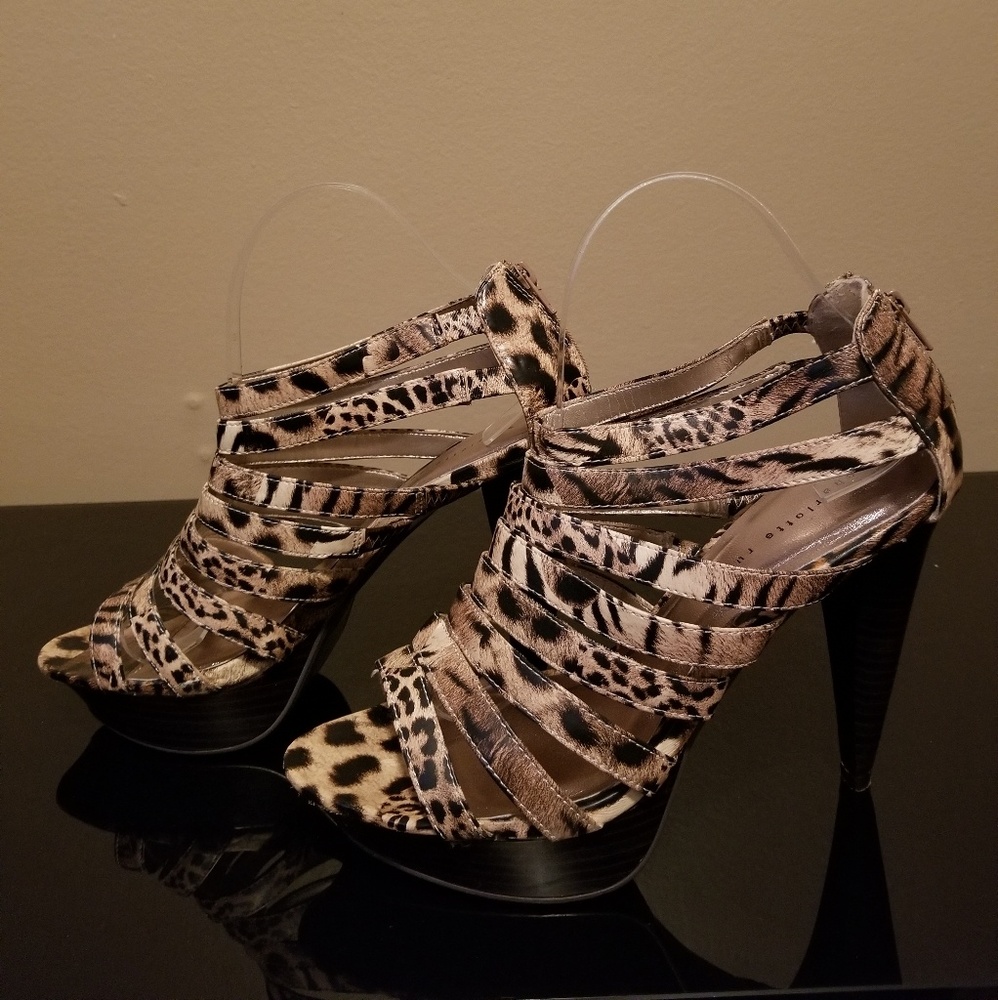 Shoes - Picture 2 of 3